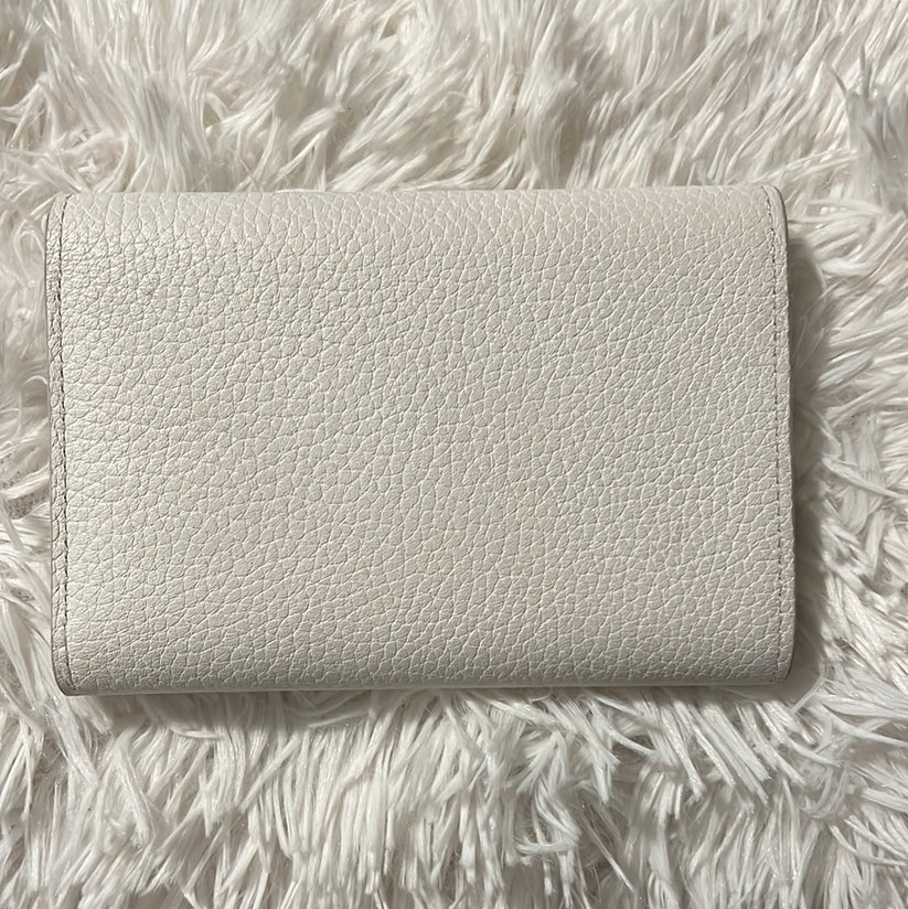 image_db78dd4e-1186-481b-b8a7-c4a9fecafdda